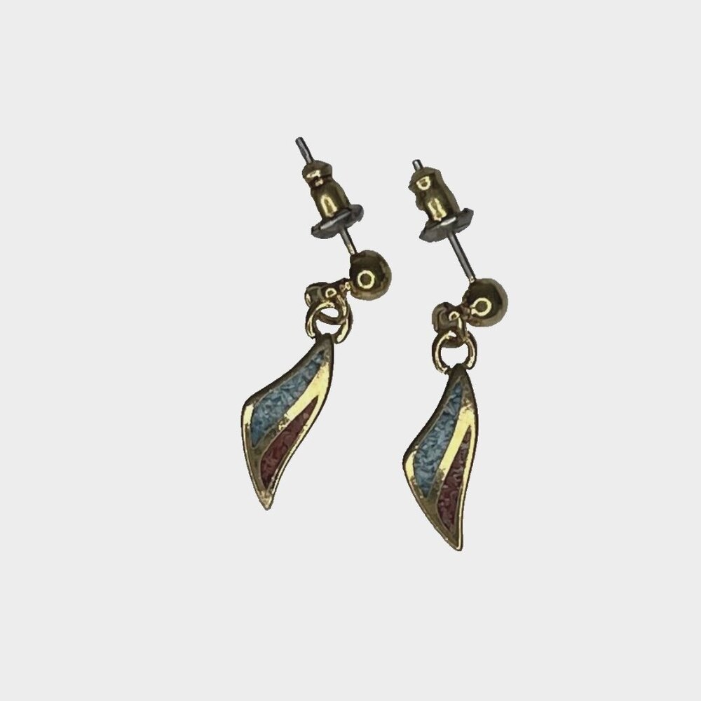 Vtg Crushed Turquoise Coral 1" Gold Tone Dangle Earrings COP Castings on Parade